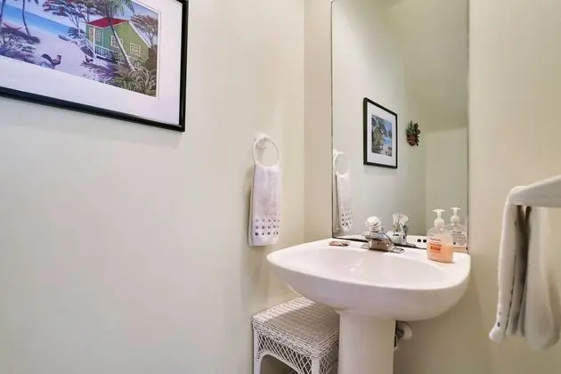 Southard Getaway by Avantstay w/ Covered Patio, Great Location & Shared Pool! Week Long Stays - Mutfak