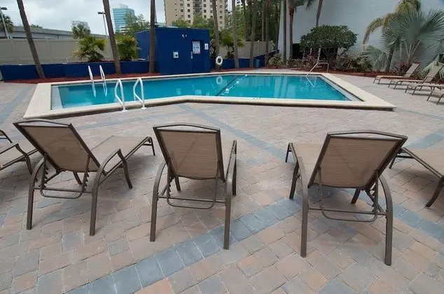Southbank Hotel by Marriott Jacksonville Riverwalk - Havuz