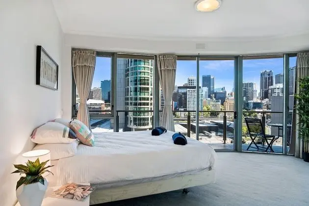 Southbank Tower Apartments