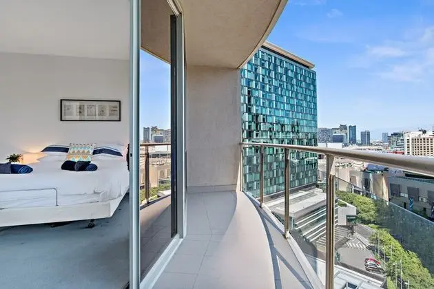 Southbank Tower Apartments