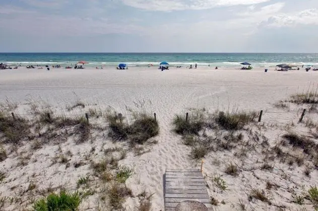 Southern Exposure Townhome by Panhandle Getaways - Plaj