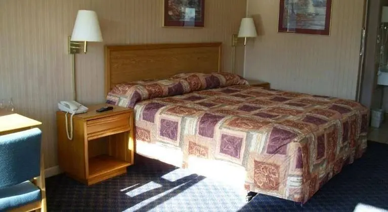 Southern Hills Inn