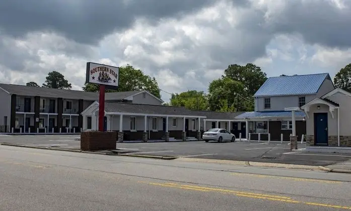 Southern Star Inn