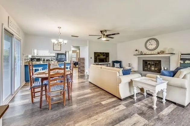 Southern Tranquility by Book That Condo