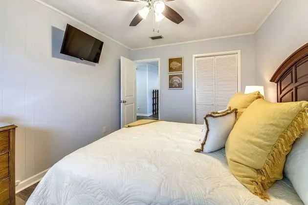 Southern Tranquility by Book That Condo - Oda