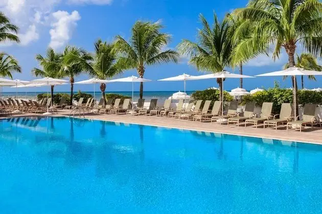 Southernmost Beach Resort - Havuz