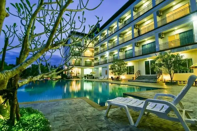 Southgate Residence Hotel