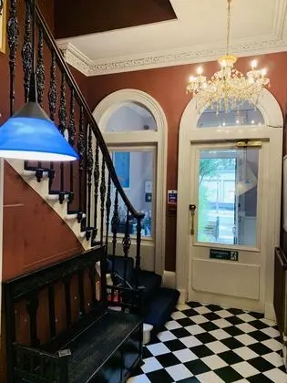 Southside Guest House - Lobi