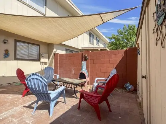 Southwest Splendor 2BR Tempe Townhome - Yerinde Yemek