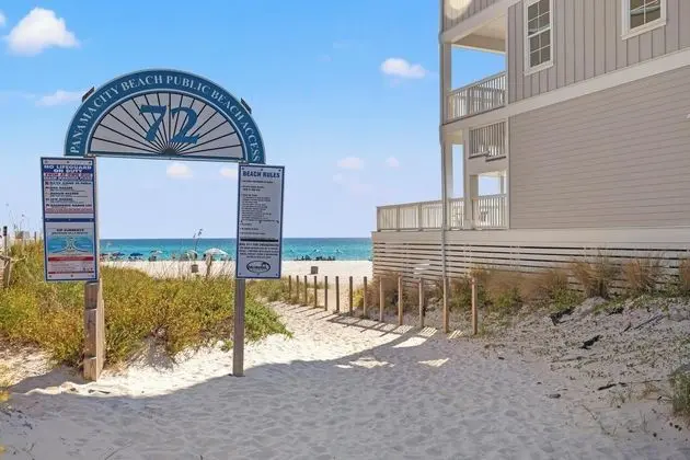 Southwind Condo Rentals by Panhandle Getaways - Plaj