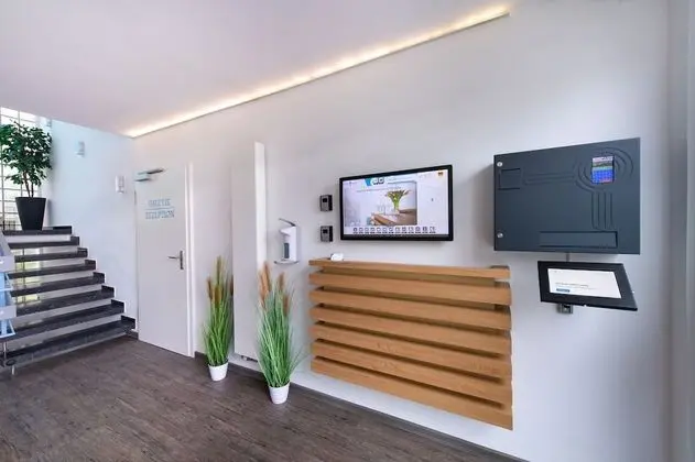 SOVA Hotel - Lobi