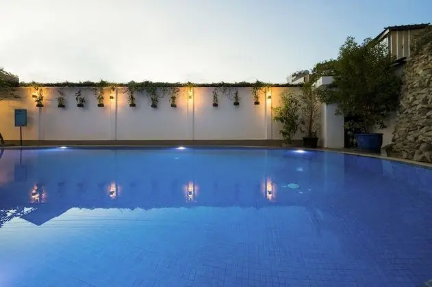 Sovan Mealea Hotel - Havuz