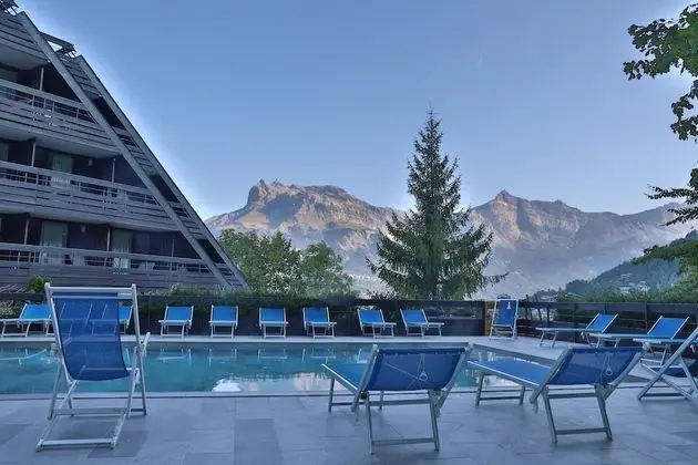 SOWELL HÔTELS Mont Blanc & SPA - Havuz