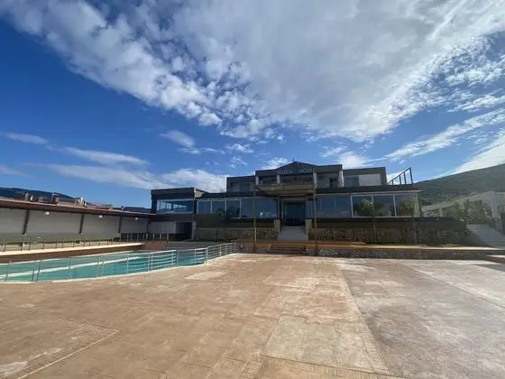 Sozos Inn Hotel