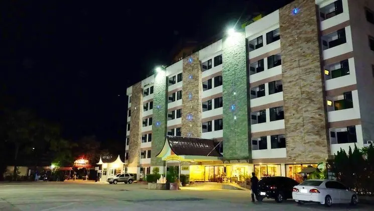 SP Residence Suvarnabhumi - Dış Mekan