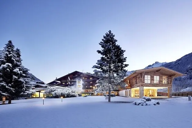 Spa Hotel Jagdhof - 1