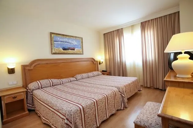 Hotel & Spa Peñíscola Plaza Suites - Oda