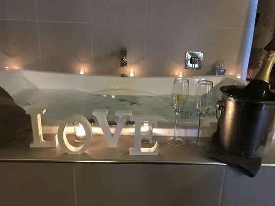 Spa Suites at Raven - Spa