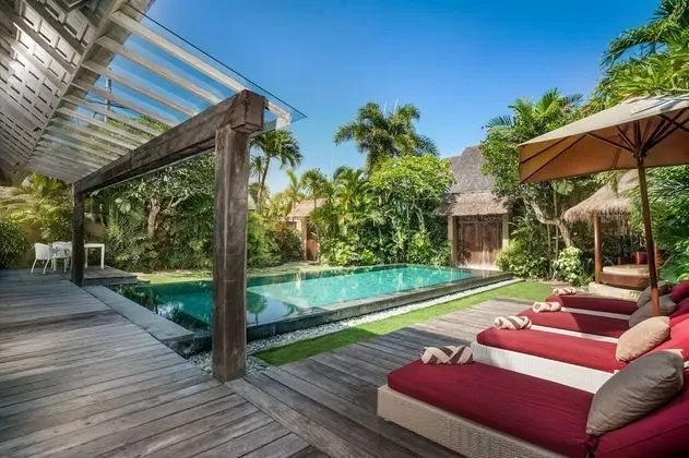 Space Villas Bali - CHSE Certified - Havuz