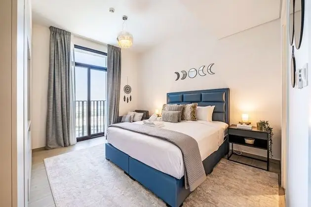 Spacious 1 Bedroom With Balcony in Wilton Terraces