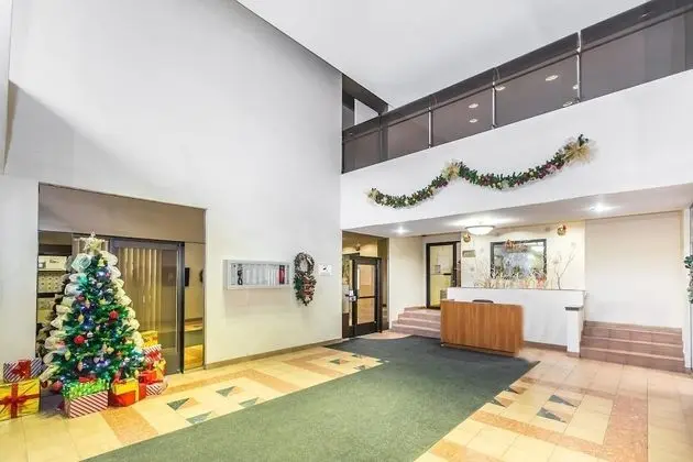 Spacious 1 BR Apartment of Downtown Toronto II