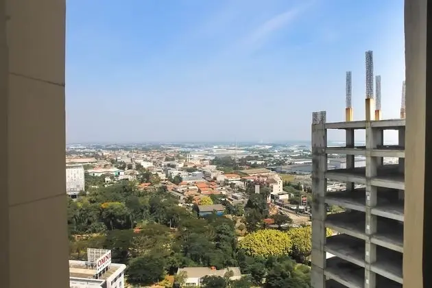 Spacious 1 BR at The Oasis Cikarang Apartment