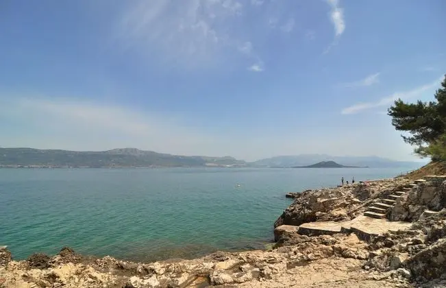 Spacious 100m2 apt W.big Terrace & Great sea View - Plaj