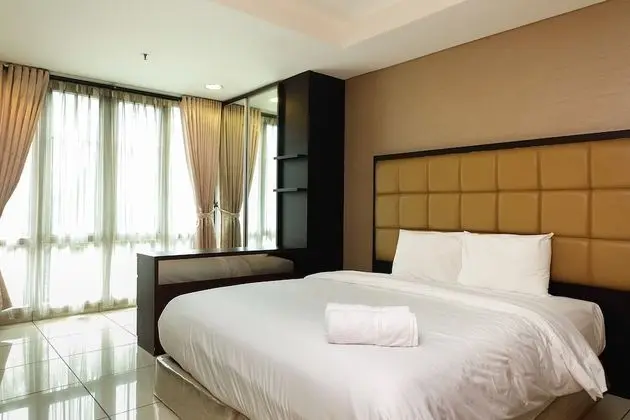 Spacious 1BR Apartment at 1 @ Cik Ditiro Apartment - Öne Çıkan Resim