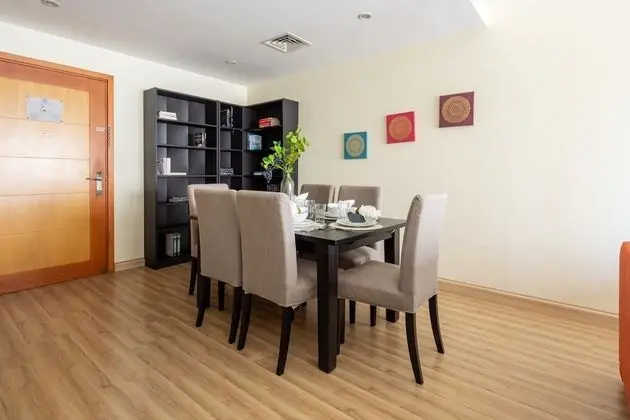 Spacious 1BR in Beautiful Greens! Sleeps 6 - İç Mekan