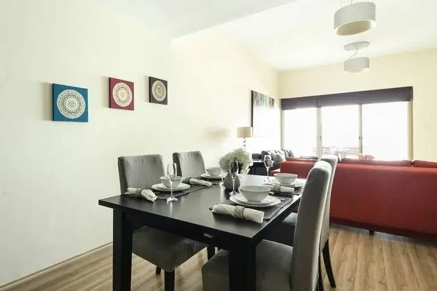 Spacious 1BR in Beautiful Greens! Sleeps 6 - İç Mekan