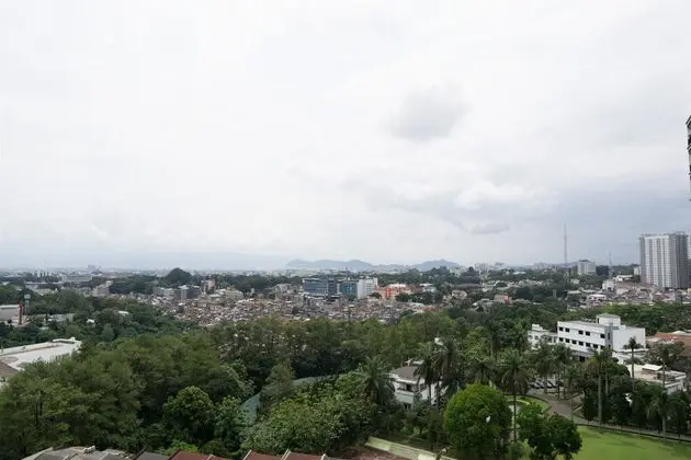 Spacious 1BR Dago Suites Apartment