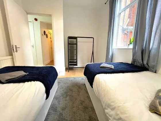 Spacious 2-bed Apartment With Hot tub and Parking - Oda