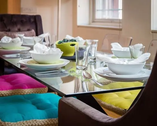 Spacious 2-bedroom Apartment in Mayfair - Yerinde Yemek