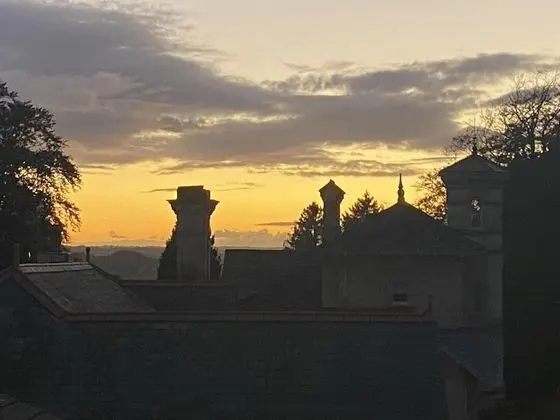 Spacious 2 Bedroom Apartment With Stunning Views Over Bath City