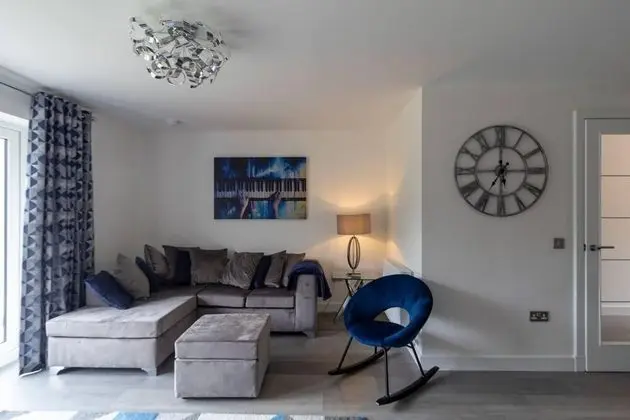 Spacious 2 Bedroom Modern Apartment in Inverness - Oda Düzeni