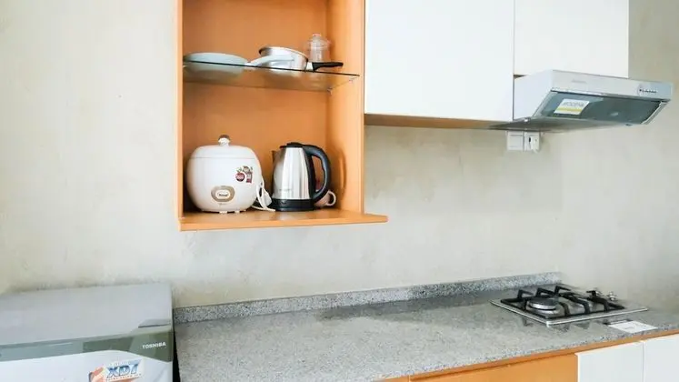 Spacious 2Br With Access To Mall At Aryaduta Residence Surabaya Apartment - Mutfak