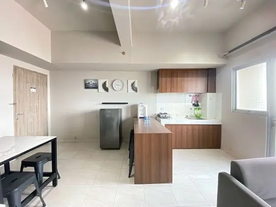 Spacious 2Br Apartment At Newton Residence - İç Mekan