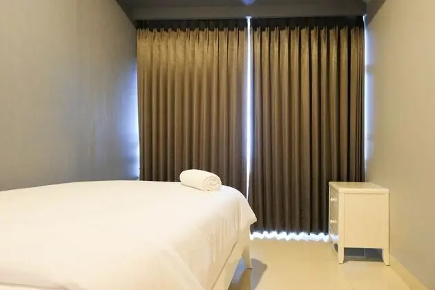 Spacious 2Br Connecting To Mall At La Riz Supermall Mansion Apartment - Oda