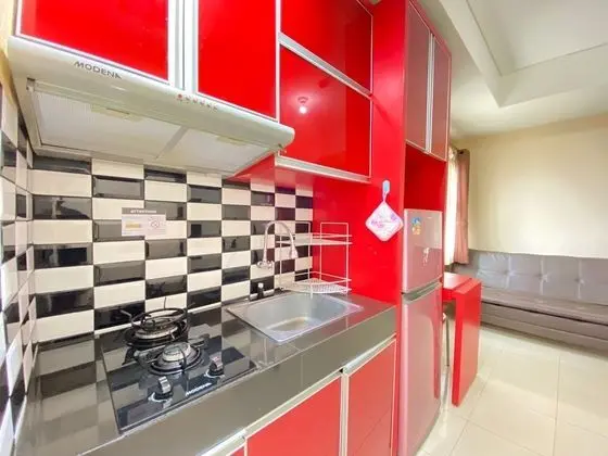 Spacious 2BR Corner Apartment at Parahyangan Residence near UNPAR - Mutfak