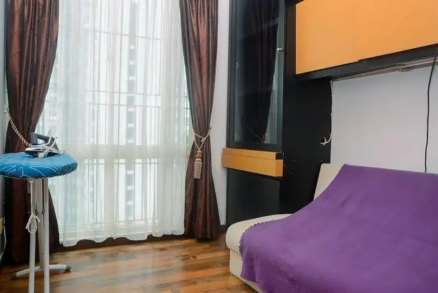 Spacious 2BR + Office Room Puri Casablanca Apartment - İç Mekan