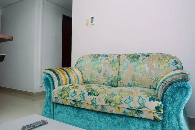 Spacious 2BR at Royal Olive Apartment - Dış Mekan