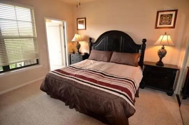 Spacious 3 Bed 3 Bath Condo in Bella Piazza Resort - Oda