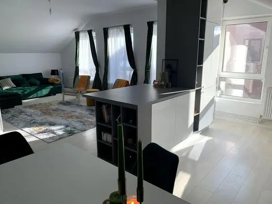 Spacious 3 Bed Apartment Cluj Floresti Near Vivo - Yerinde Yemek