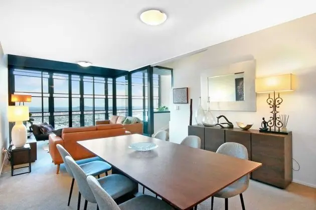 Spacious 3 Bedroom Apartment With City and River Views - Yerinde Yemek