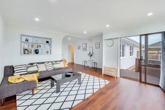 Spacious 3 Bedroom Near Middlemore