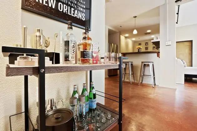 Spacious 3br/2ba Industrial Apt in Nola by Domio - Yerinde Yemek