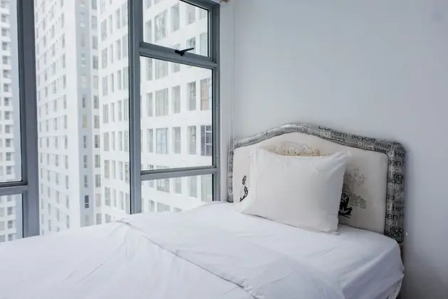 Spacious 3BR Apartment at M-Town Residence - Oda