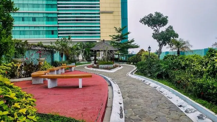 Spacious 3Br At Green Central City Glodok Apartment - Dış Mekan