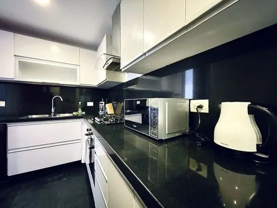 Spacious 3BR in Parque Virrey - Mutfak