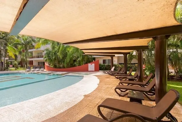 Spacious 3BR Penthouse Private Jacuzzi Rooftop Security Wifi Best Amenities GYM - Oda